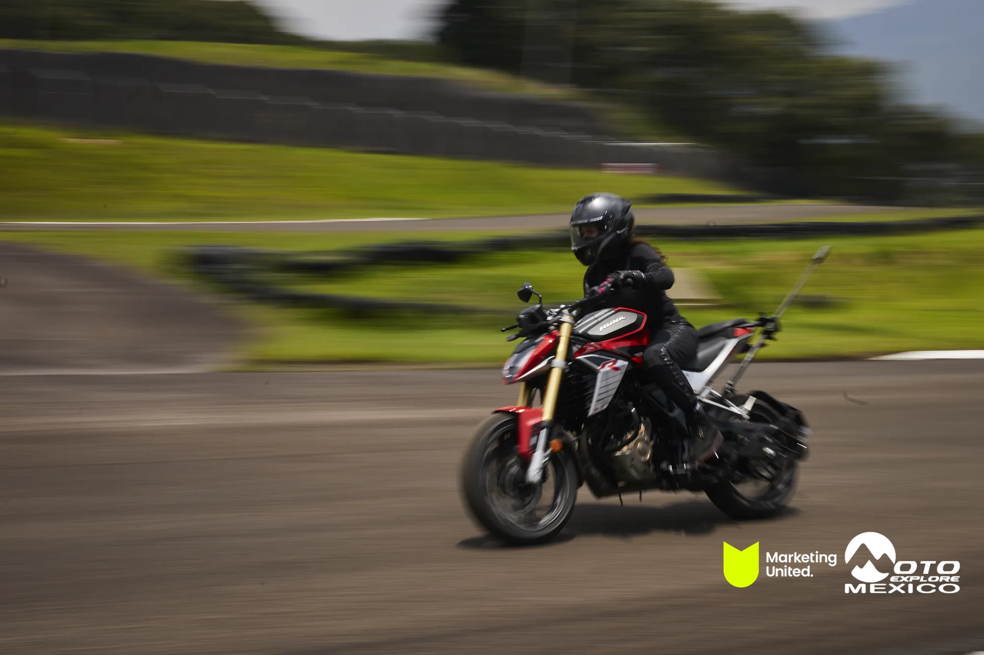 HUNK TRACKDAY 432
